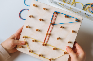 Lire la suite à propos de l’article Développement psychomoteur et geste graphique.